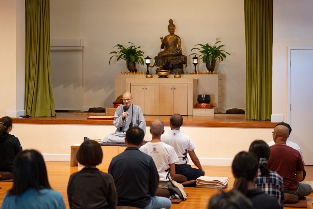 週四「禪坐共修」及方丈和尚關懷報導