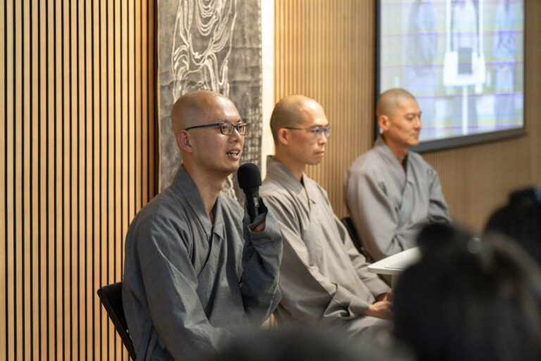 行一條逆流而上、細水長流的修行之河